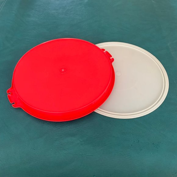 Vintage Tupperware Divided Serving Tray, with Sheer lid *no handle #405 - Picture 2 of 6